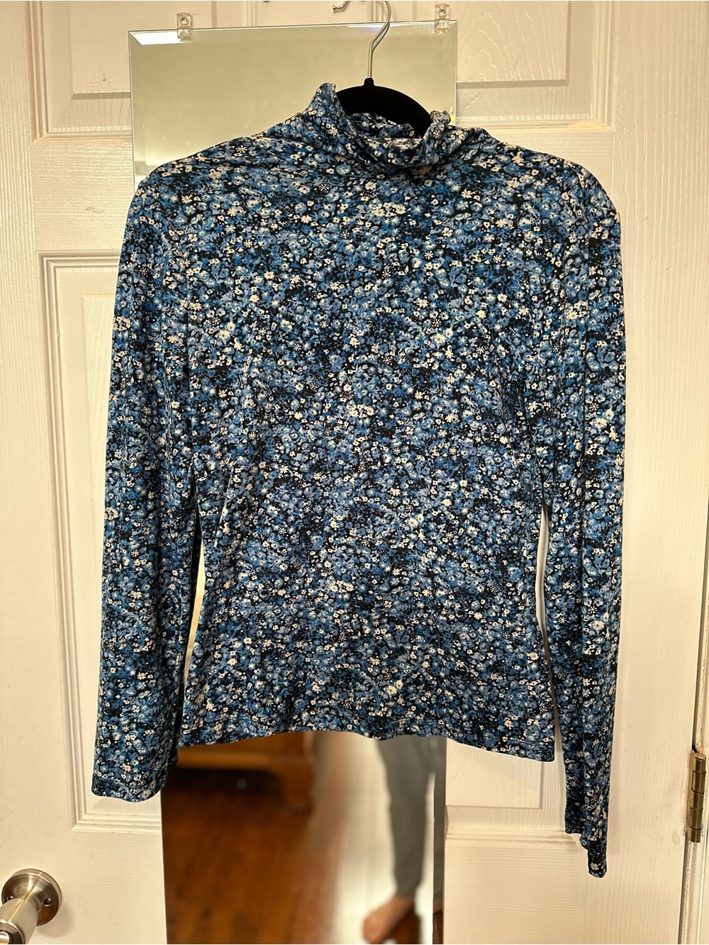 By Design floral print turtleneck size small